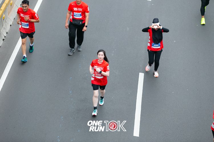 Race photo from ONE RUN 10K 2025