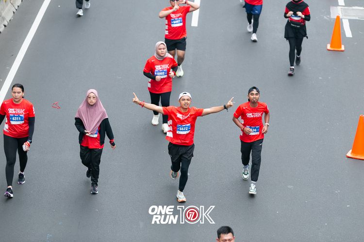 Race photo from ONE RUN 10K 2025