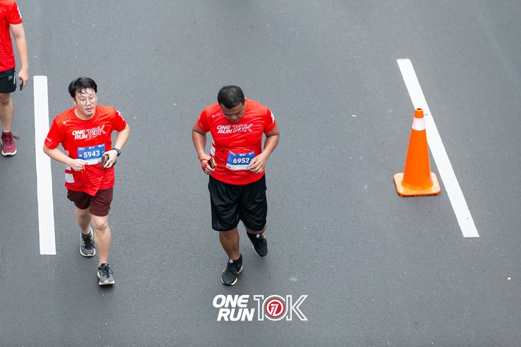 Race photo from ONE RUN 10K 2025