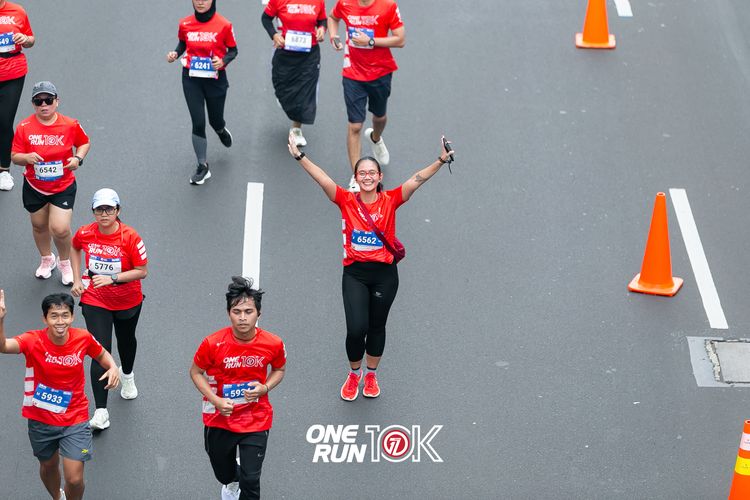 Race photo from ONE RUN 10K 2025