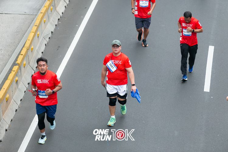 Race photo from ONE RUN 10K 2025
