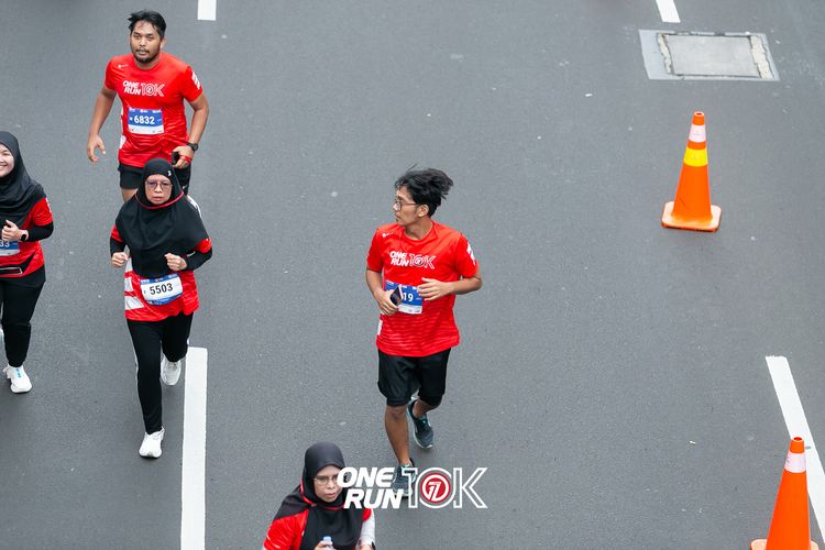 Race photo from ONE RUN 10K 2025