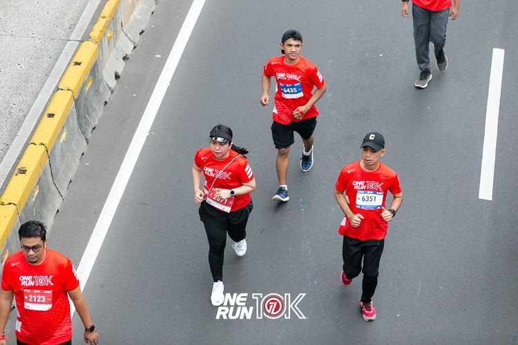 Race photo from ONE RUN 10K 2025