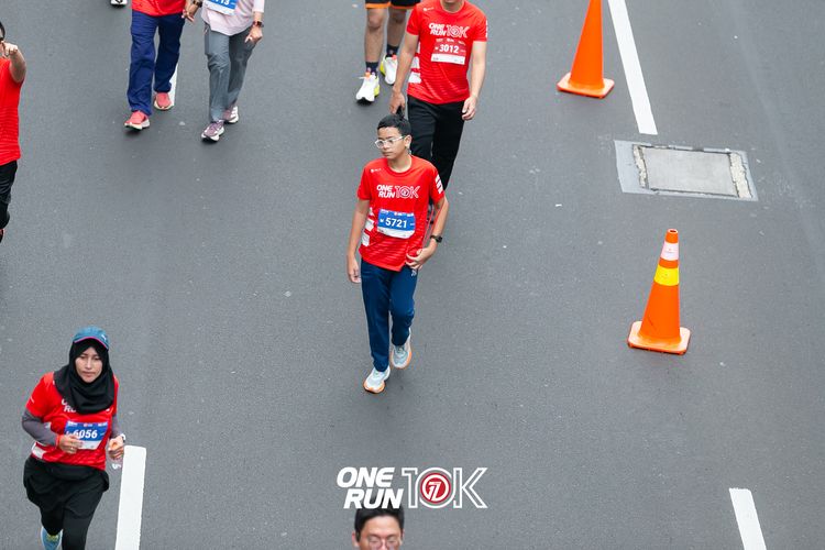Race photo from ONE RUN 10K 2025