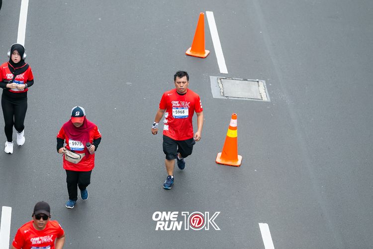 Race photo from ONE RUN 10K 2025