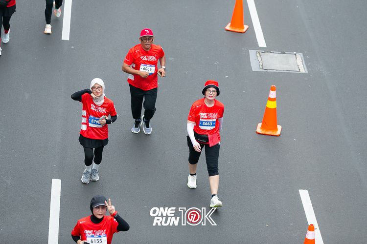 Race photo from ONE RUN 10K 2025