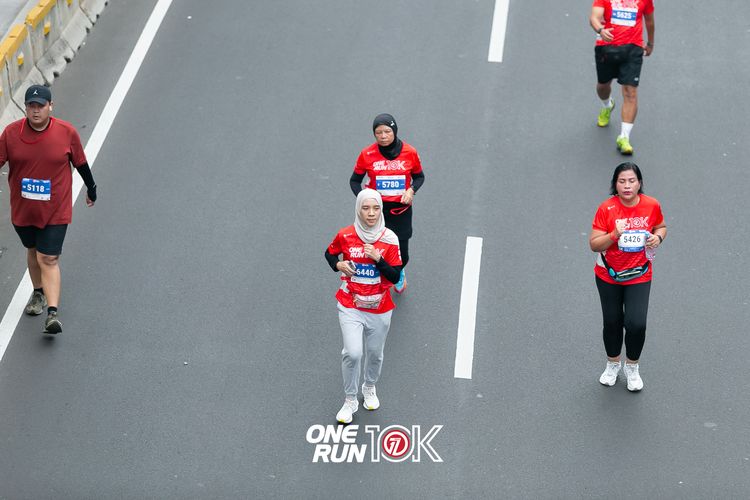 Race photo from ONE RUN 10K 2025