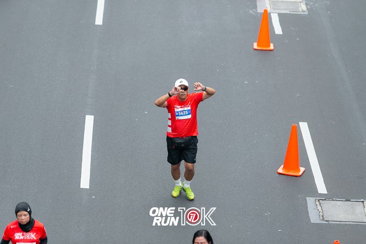Race photo from ONE RUN 10K 2025