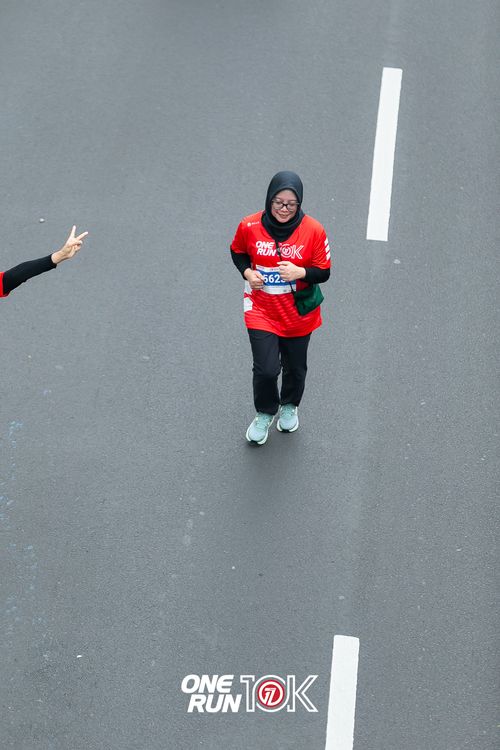 Race photo from ONE RUN 10K 2025
