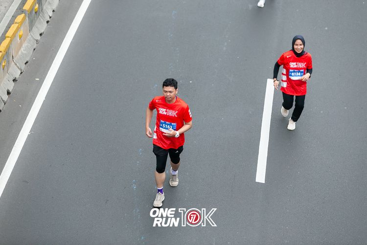 Race photo from ONE RUN 10K 2025