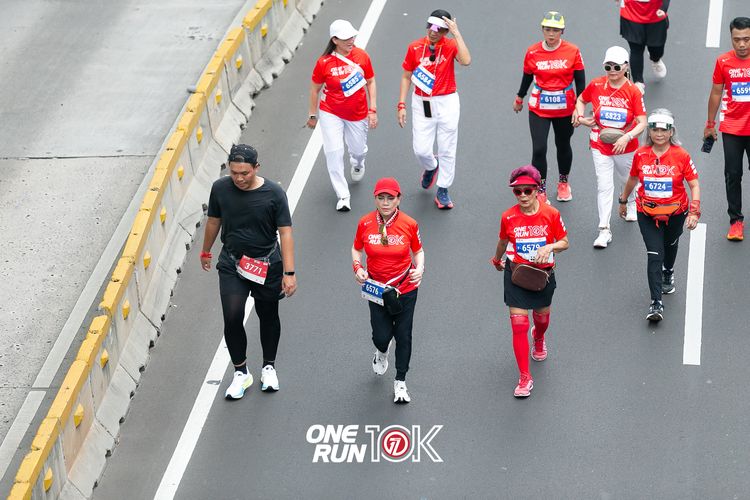 Race photo from ONE RUN 10K 2025