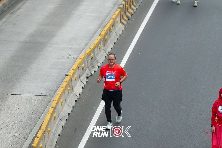 Race photo from ONE RUN 10K 2025