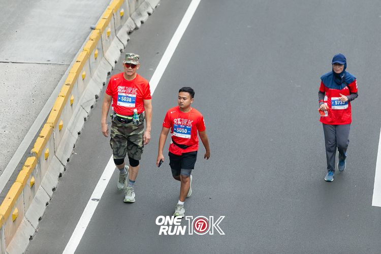 Race photo from ONE RUN 10K 2025