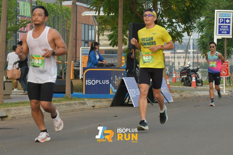 Race photo from ISOPlus Run 2024 Jakarta