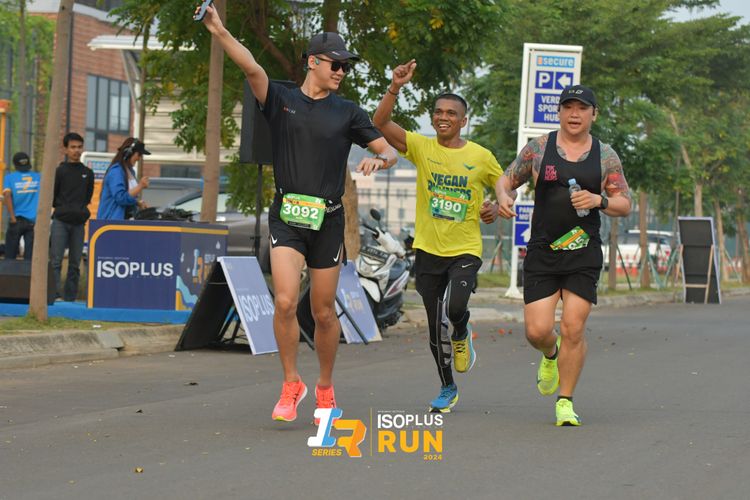 Race photo from ISOPlus Run 2024 Jakarta