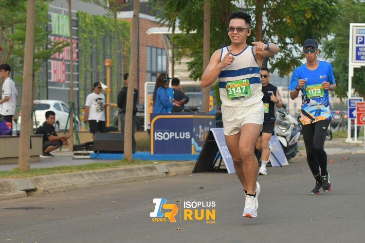 Race photo from ISOPlus Run 2024 Jakarta