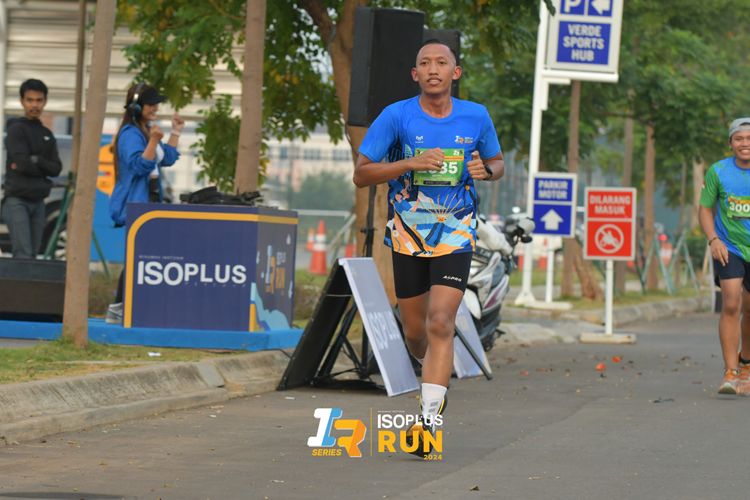 Race photo from ISOPlus Run 2024 Jakarta