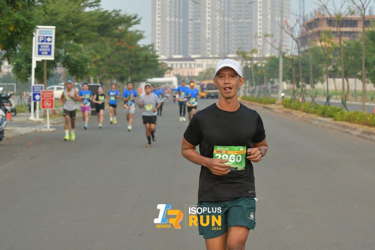 Race photo from ISOPlus Run 2024 Jakarta