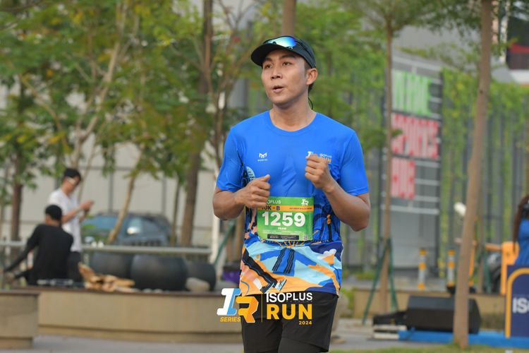 Race photo from ISOPlus Run 2024 Jakarta