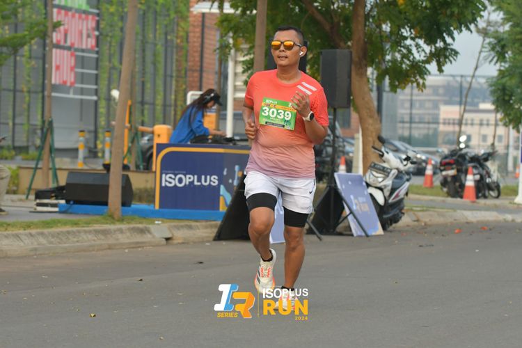 Race photo from ISOPlus Run 2024 Jakarta