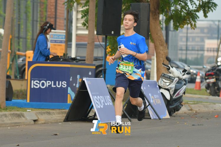 Race photo from ISOPlus Run 2024 Jakarta