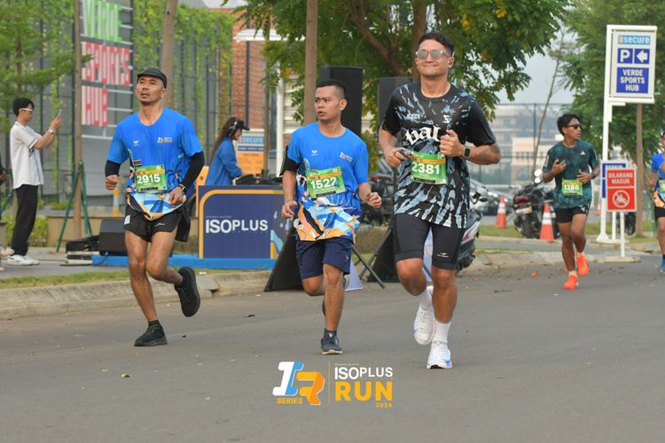 Race photo from ISOPlus Run 2024 Jakarta