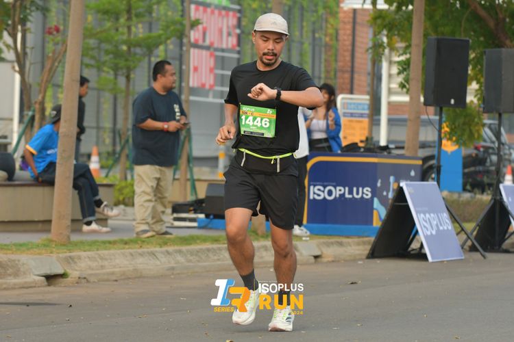 Race photo from ISOPlus Run 2024 Jakarta