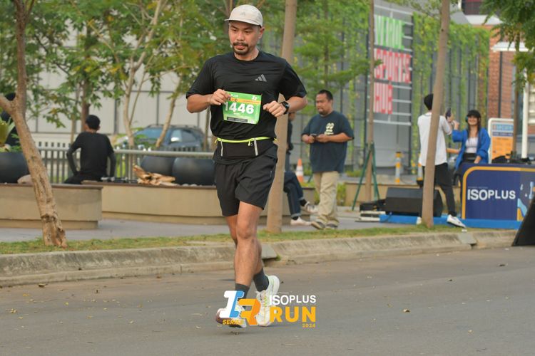Race photo from ISOPlus Run 2024 Jakarta
