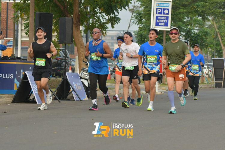 Race photo from ISOPlus Run 2024 Jakarta