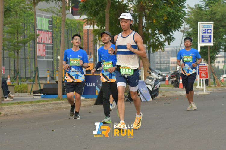 Race photo from ISOPlus Run 2024 Jakarta