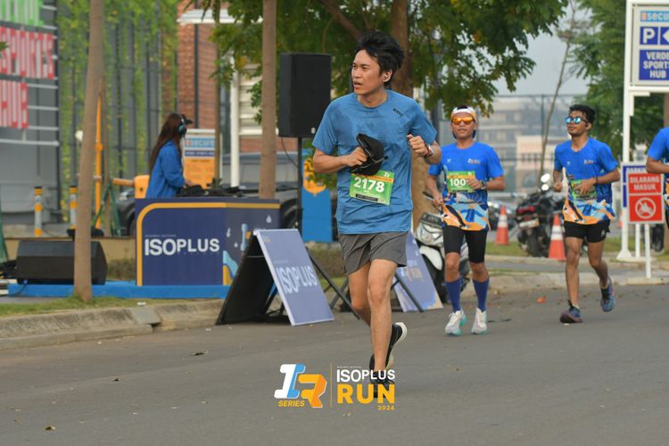 Race photo from ISOPlus Run 2024 Jakarta