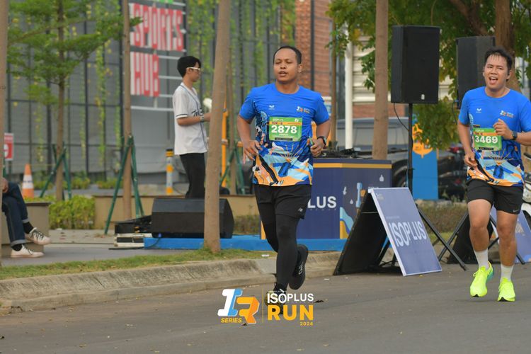 Race photo from ISOPlus Run 2024 Jakarta