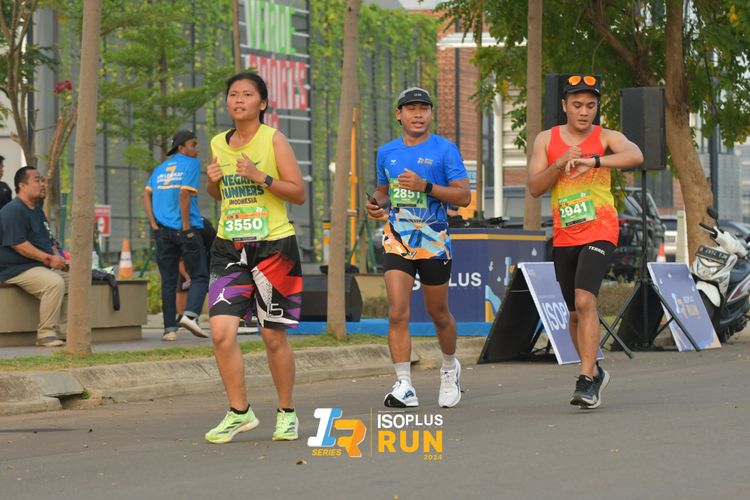 Race photo from ISOPlus Run 2024 Jakarta