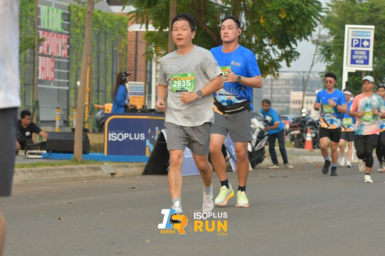Race photo from ISOPlus Run 2024 Jakarta