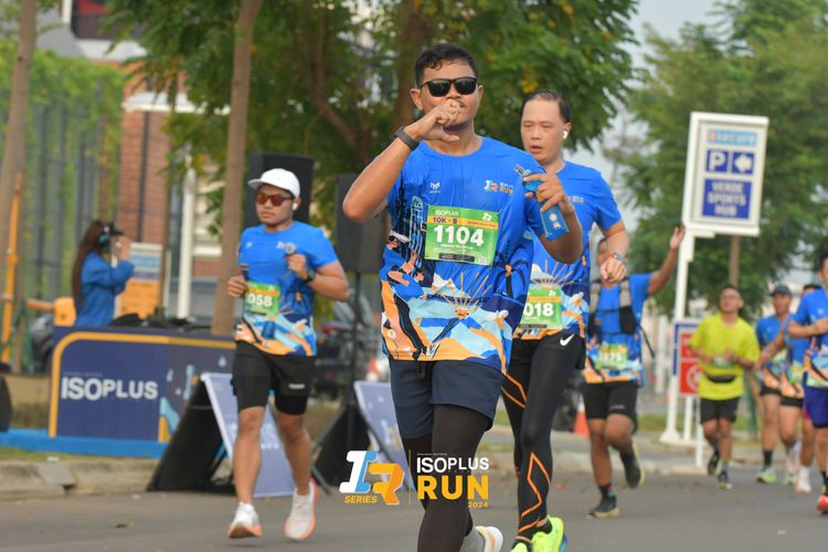 Race photo from ISOPlus Run 2024 Jakarta