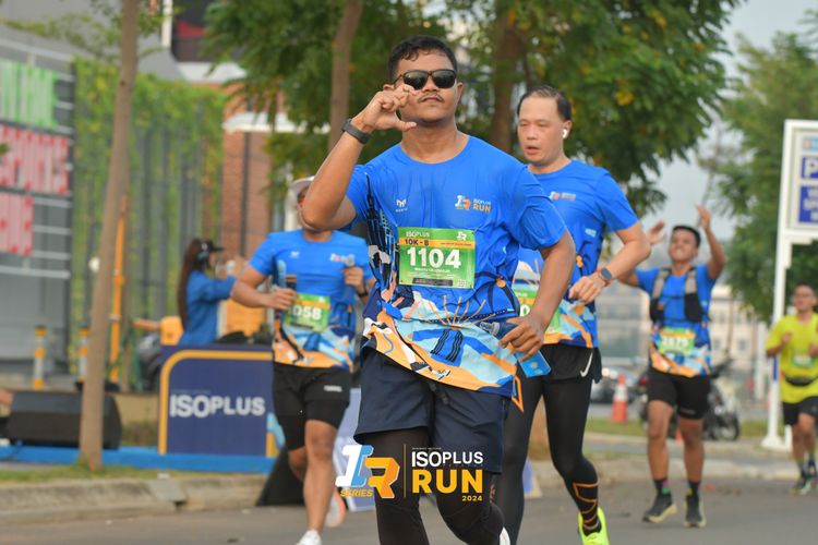 Race photo from ISOPlus Run 2024 Jakarta