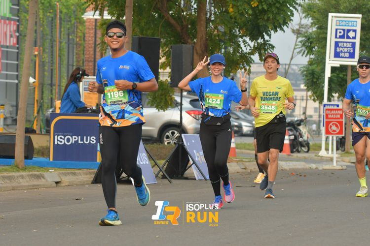 Race photo from ISOPlus Run 2024 Jakarta
