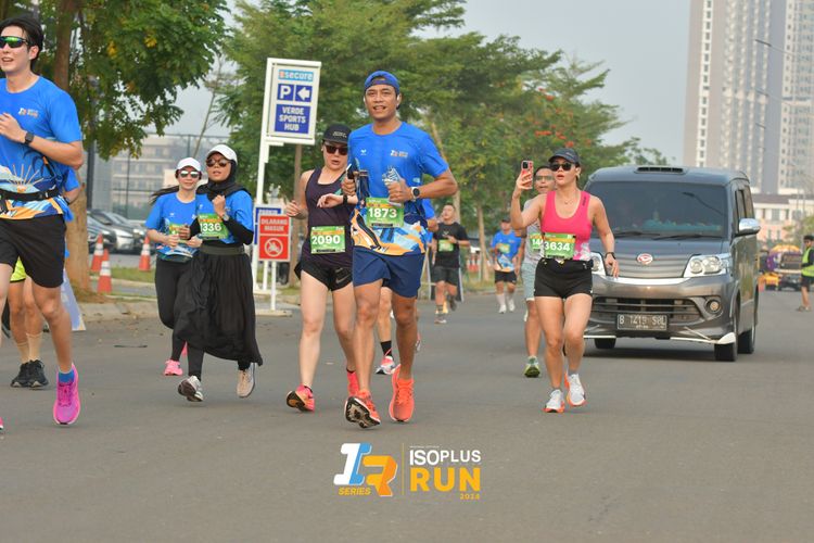 Race photo from ISOPlus Run 2024 Jakarta