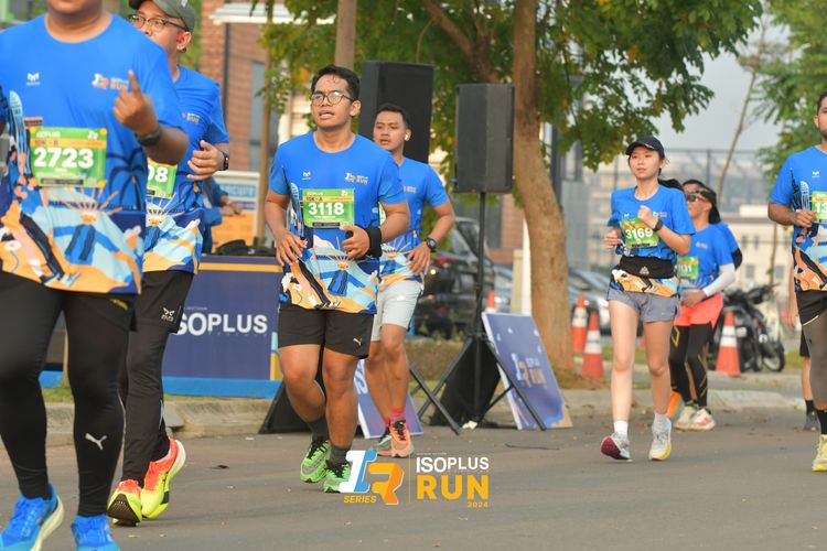 Race photo from ISOPlus Run 2024 Jakarta