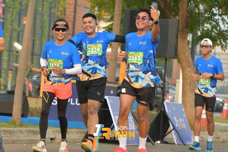 Race photo from ISOPlus Run 2024 Jakarta