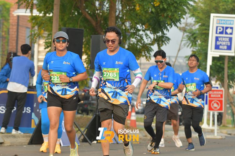 Race photo from ISOPlus Run 2024 Jakarta
