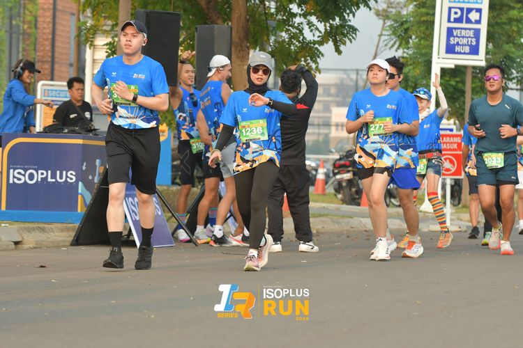 Race photo from ISOPlus Run 2024 Jakarta