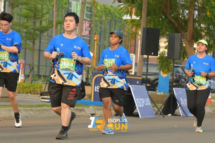 Race photo from ISOPlus Run 2024 Jakarta