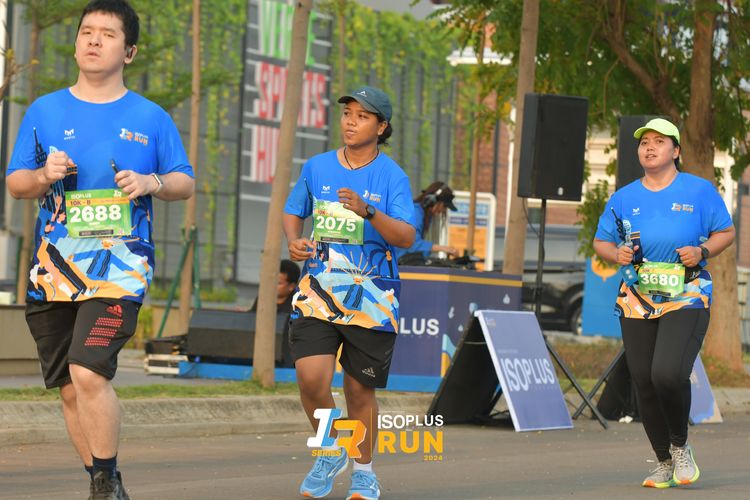 Race photo from ISOPlus Run 2024 Jakarta