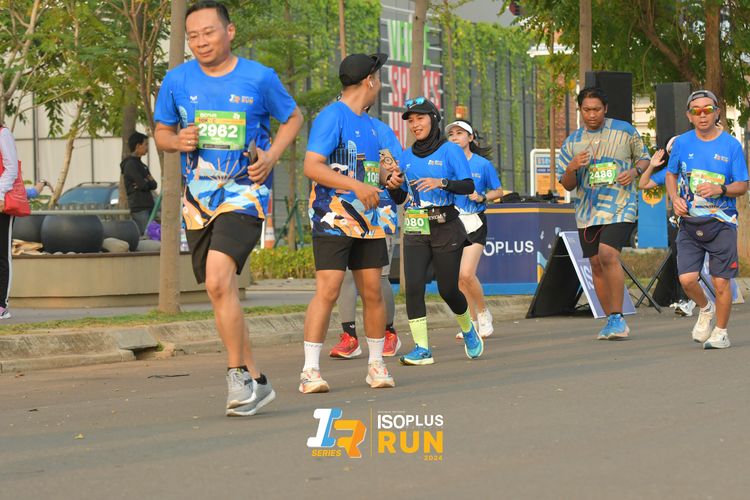 Race photo from ISOPlus Run 2024 Jakarta