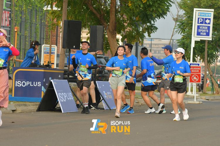 Race photo from ISOPlus Run 2024 Jakarta