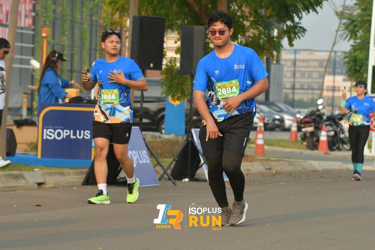 Race photo from ISOPlus Run 2024 Jakarta