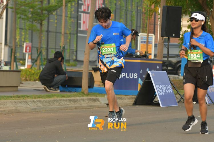Race photo from ISOPlus Run 2024 Jakarta