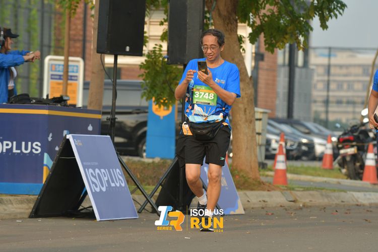 Race photo from ISOPlus Run 2024 Jakarta