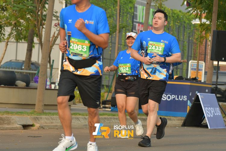 Race photo from ISOPlus Run 2024 Jakarta